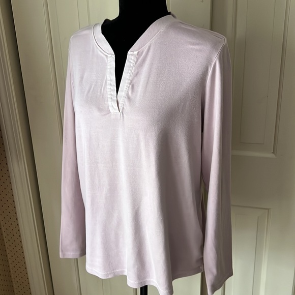 Caslon lavender tee with v-neck and long sleeves. NWT from Nordstrom. Size XL - Picture 2 of 5